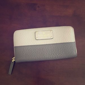 Kate Spade Gray Leather Wallet